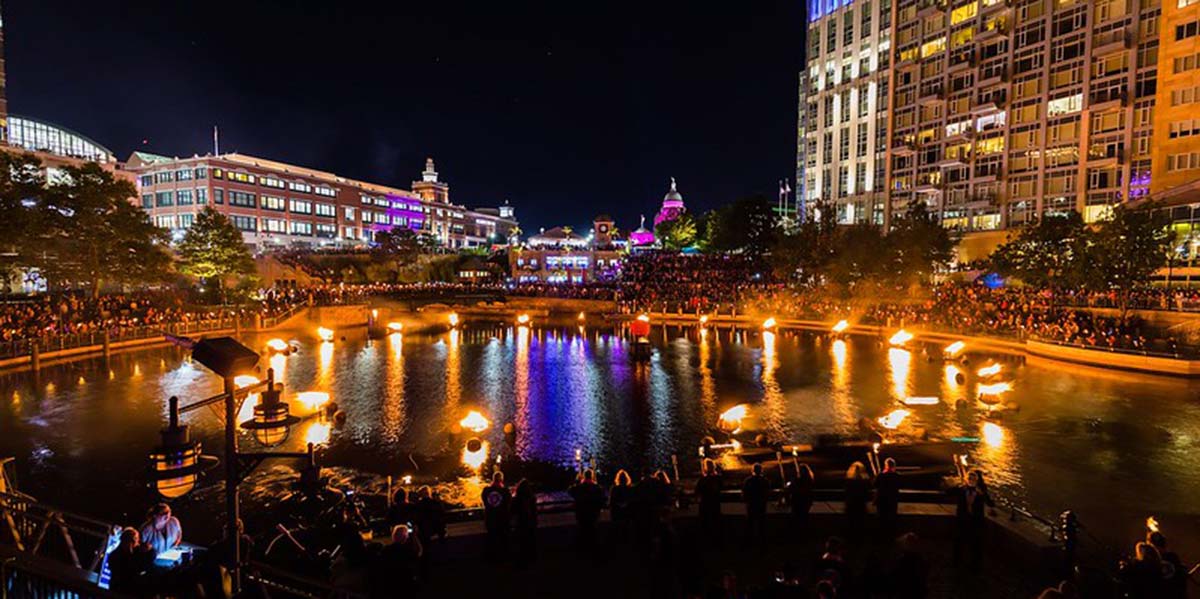 Lighting Ceremony at the Gloria Gemma's Flames of Hope WaterFire. Photograph by Matthew Huang.